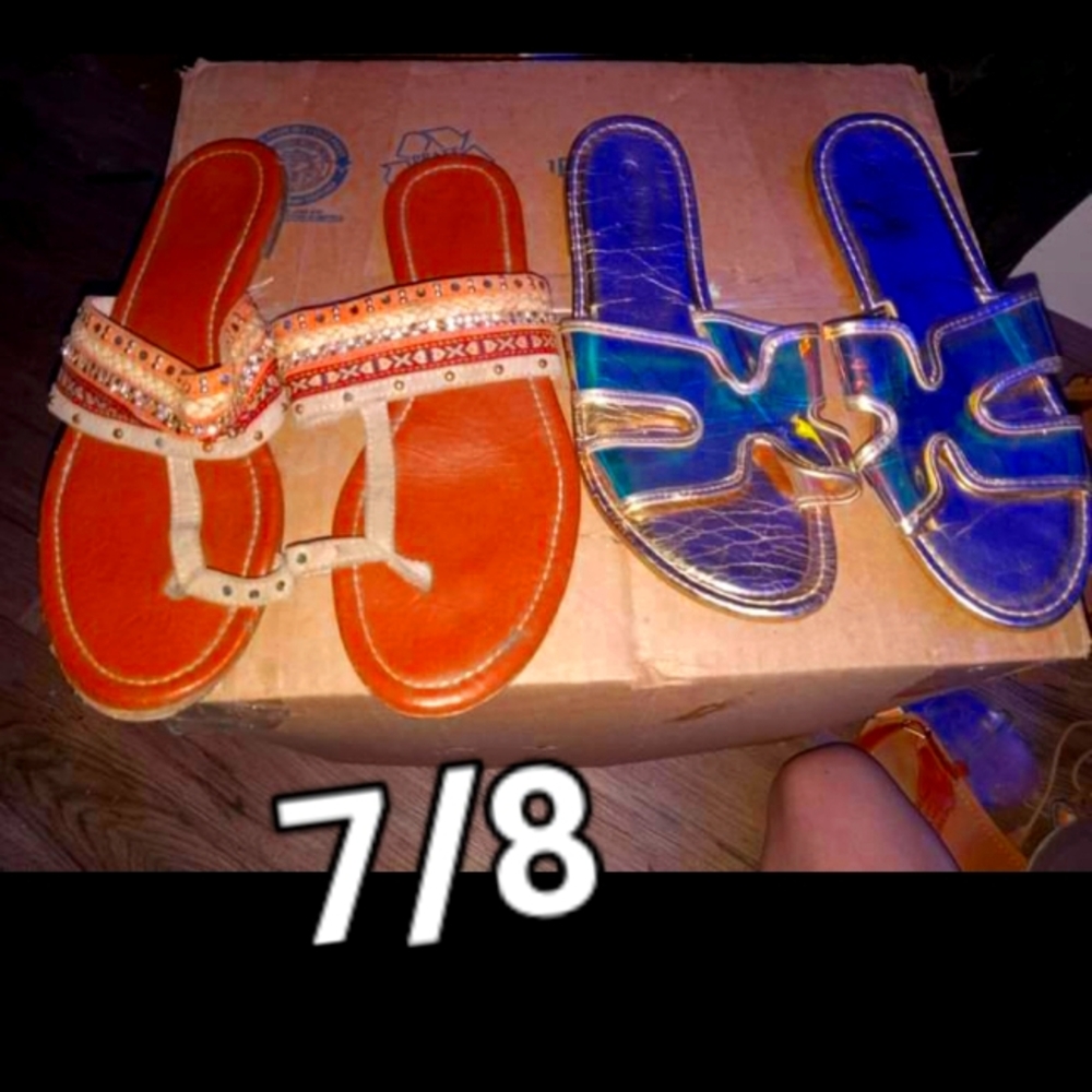 2 pair of 7/8 sandles